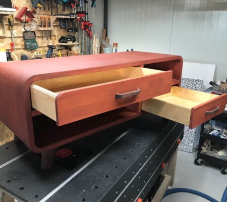 TV meubel retro stijl - massief berken, noten details - afwerking kleurbeits - Skylt